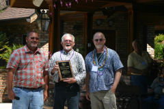 B-Lee-J-Jackson-award-to-Jim-Campbell-6479